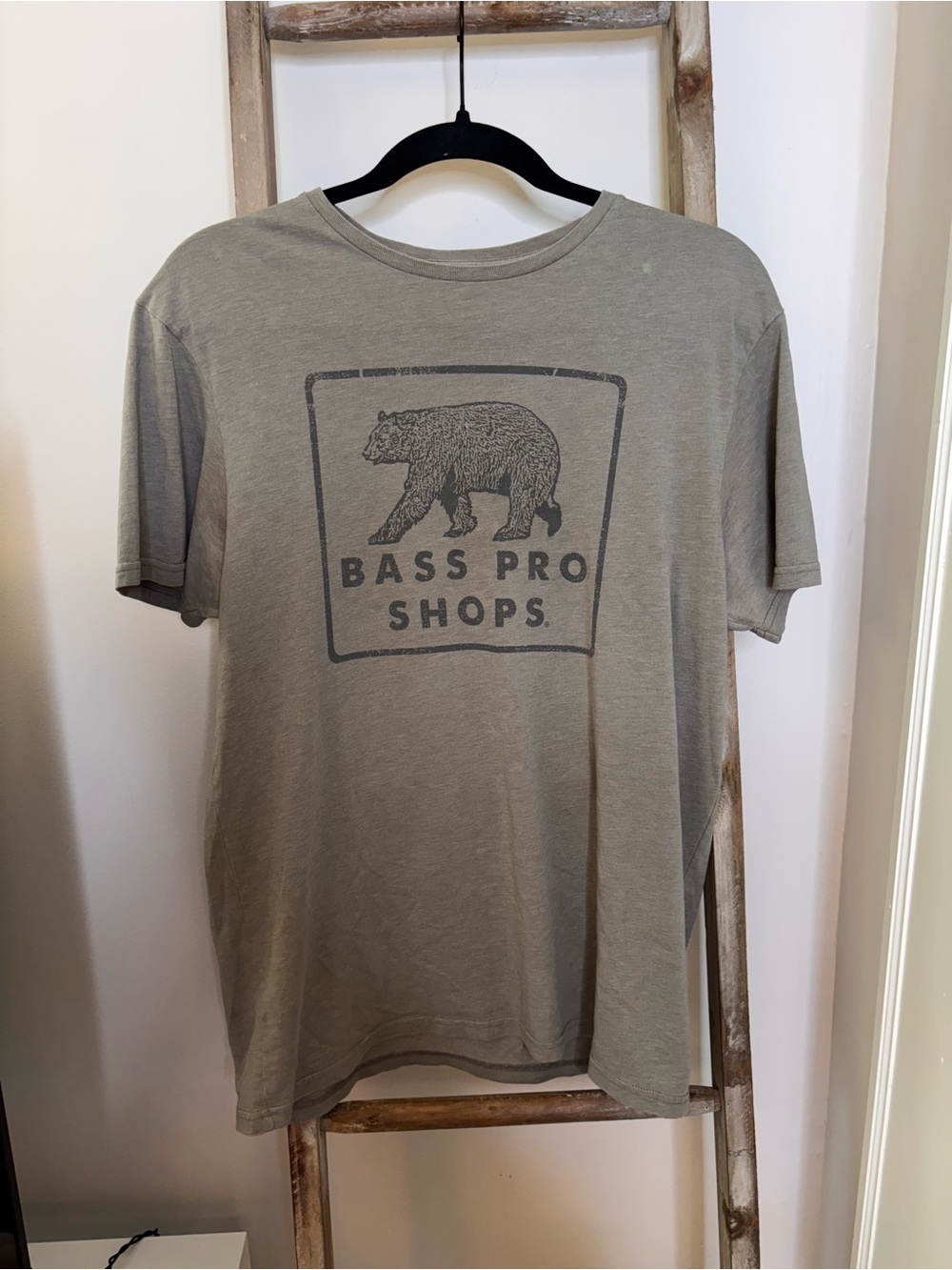 Bass Pro Shops Men's Olive Green Bear Logo Tee